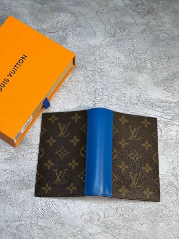 Louis Vuitton обложка на паспорт
