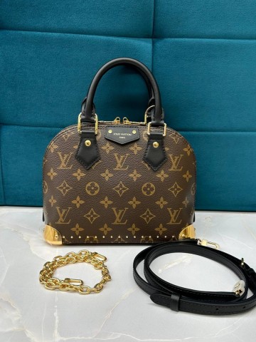 Louis Vuitton Soul Trunk BB сумка