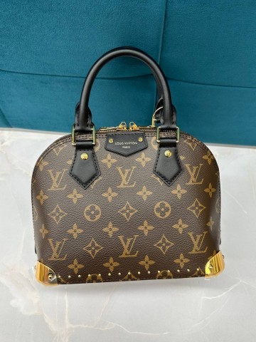 Louis Vuitton Soul Trunk BB сумка