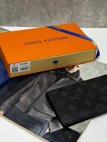 Louis Vuitton кошелек