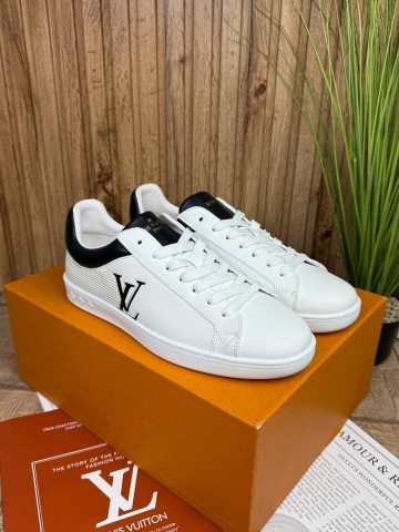 Louis Vuitton кроссовки