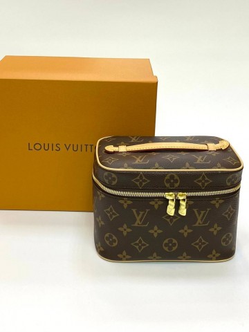 Louis Vuitton косметичка