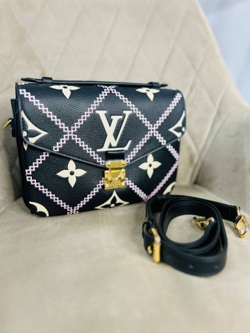 Louis Vuitton Pochette Metis сумка