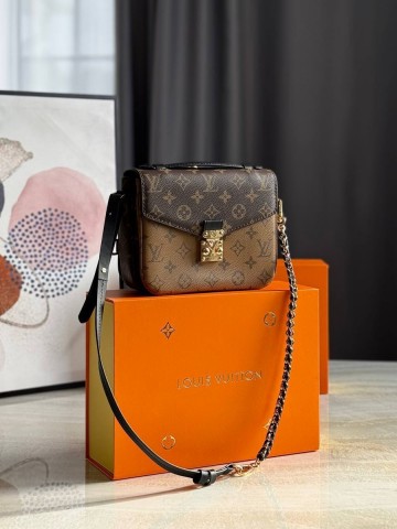 Louis Vuitton сумка
