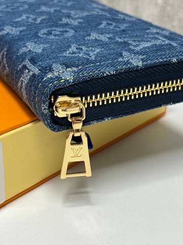 Louis Vuitton кошелек