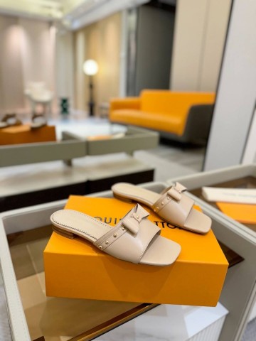 Louis Vuitton TM 6AM Flat Mule шлепанцы
