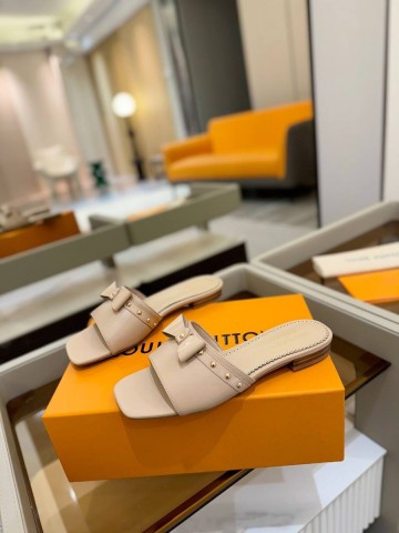 Louis Vuitton TM 6AM Flat Mule шлепанцы