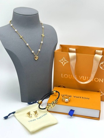 Louis Vuitton колье