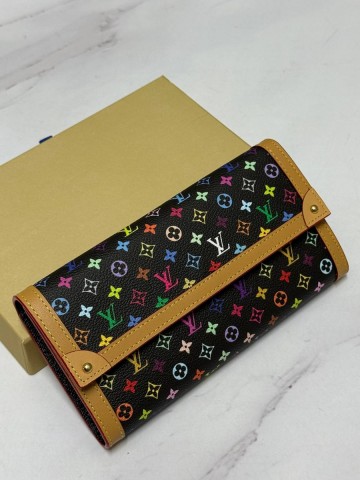 Louis Vuitton кошелек