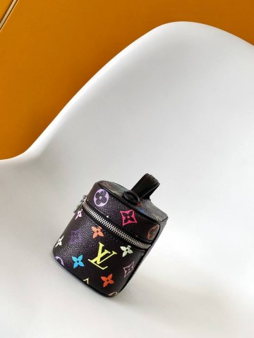 Louis Vuitton косметичка