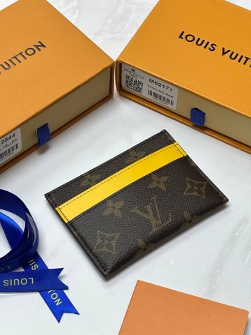 Louis Vuitton картхолдер