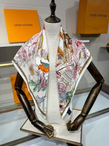 Louis Vuitton платок