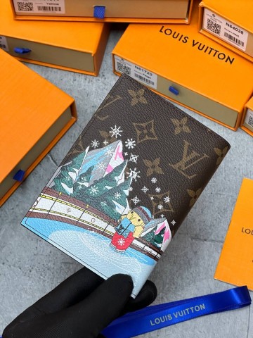 Louis Vuitton обложка на паспорт