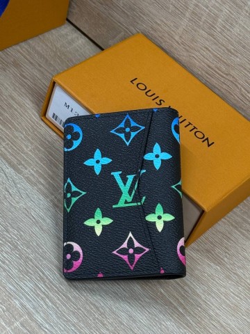 Louis Vuitton картхолдер