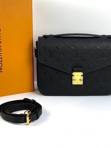 Louis Vuitton Pochette Metis сумка