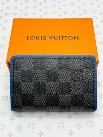 Louis Vuitton картхолдер