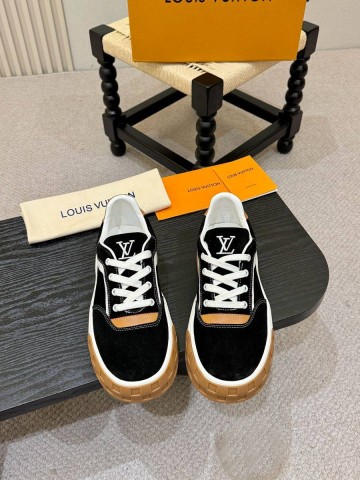 Louis Vuitton кроссовки