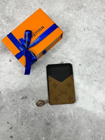 Louis Vuitton картхолдер