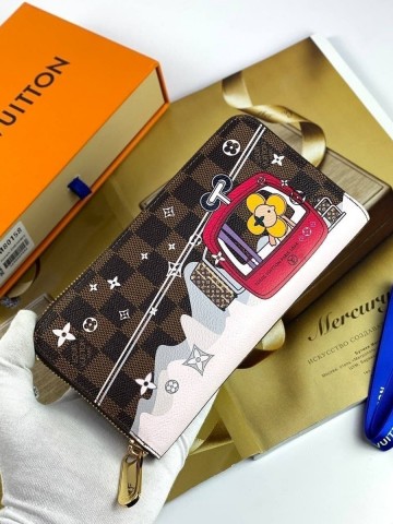 Louis Vuitton кошелек