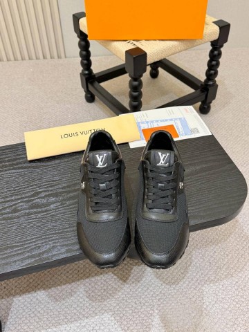 Louis Vuitton Run Away кроссовки