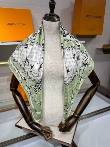 Louis Vuitton платок