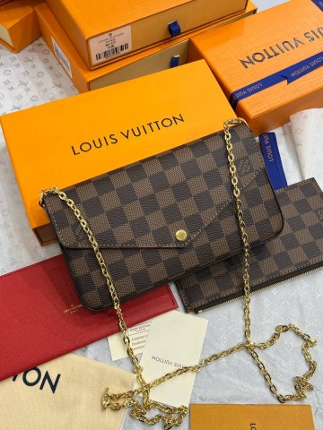 Louis Vuitton клатч