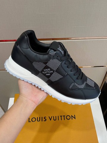 Louis Vuitton Run Away кроссовки