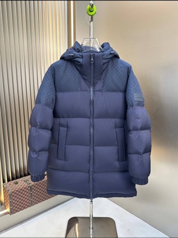 Louis Vuitton пуховик