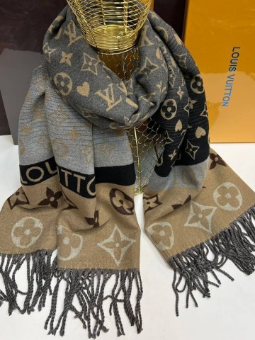 Louis Vuitton палантин