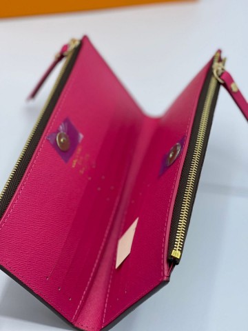 Louis Vuitton кошелек
