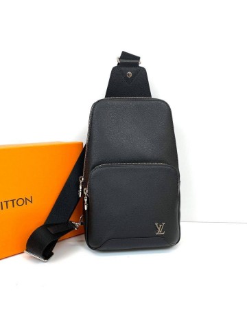 Louis Vuitton Avenue Sling из кожи Taigа рюкзак