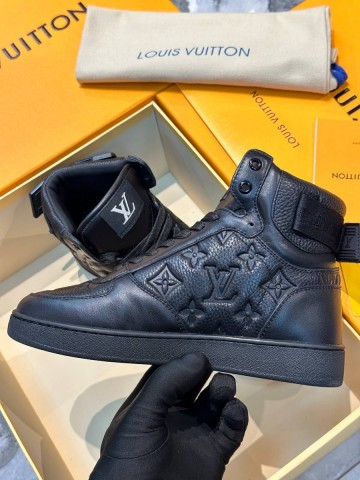 Louis Vuitton кроссовки