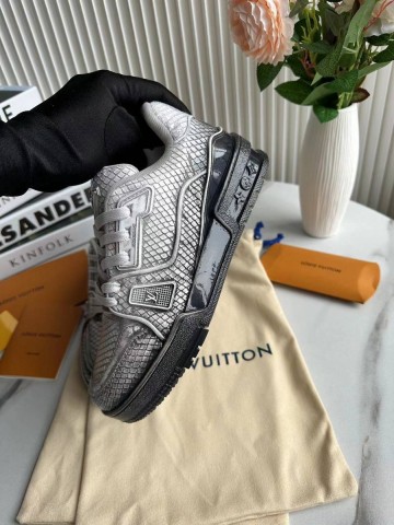 Louis Vuitton кроссовки