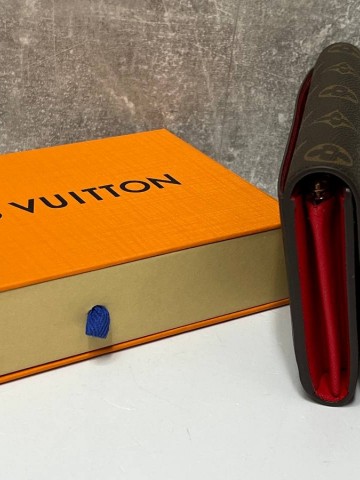 Louis Vuitton кошелек