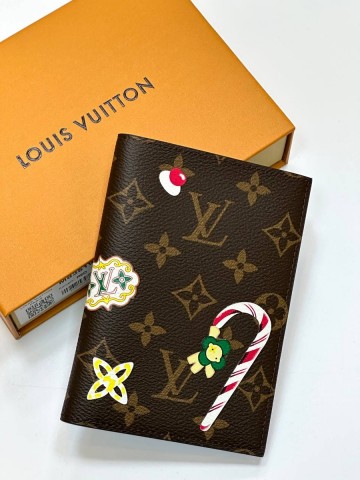 Louis Vuitton обложка на паспорт