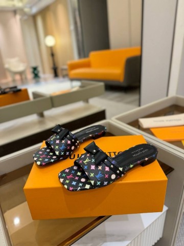Louis Vuitton TM 6AM Flat Mule шлепанцы