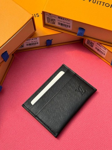 Louis Vuitton картхолдер