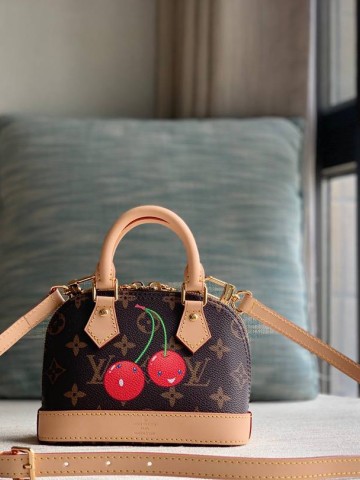 Louis Vuitton TM NANO ALMA сумка