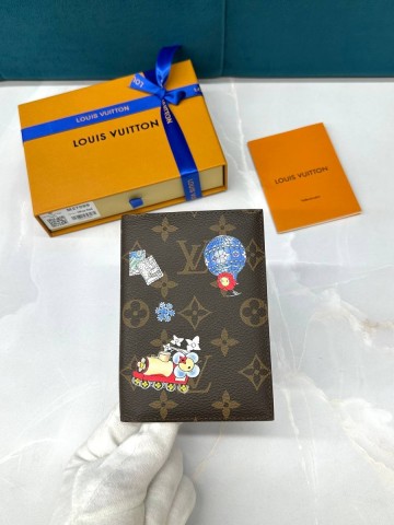 Louis Vuitton обложка на паспорт