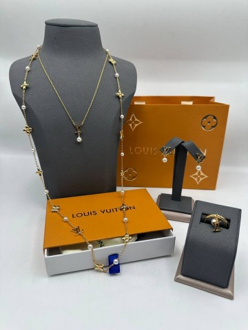 Louis Vuitton кулон