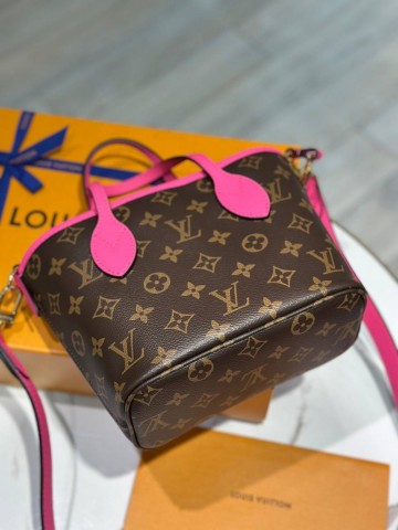 Louis Vuitton сумка