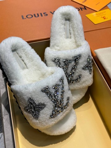 Louis Vuitton шлепанцы