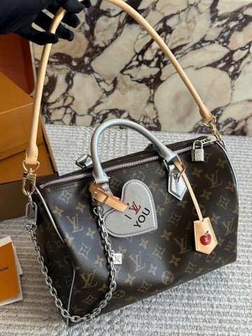 Louis Vuitton сумка