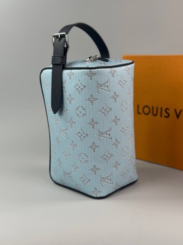 Louis Vuitton косметичка