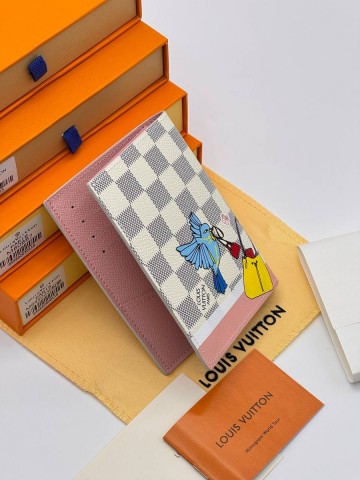 Louis Vuitton обложка на паспорт