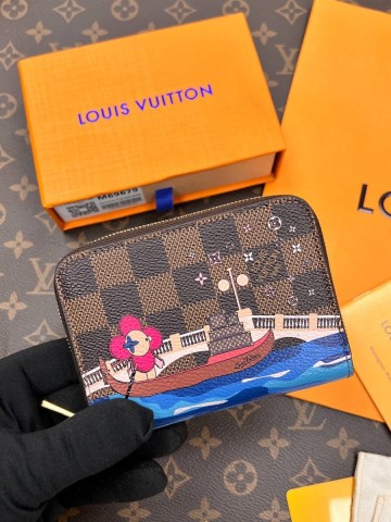 Louis Vuitton кошелек