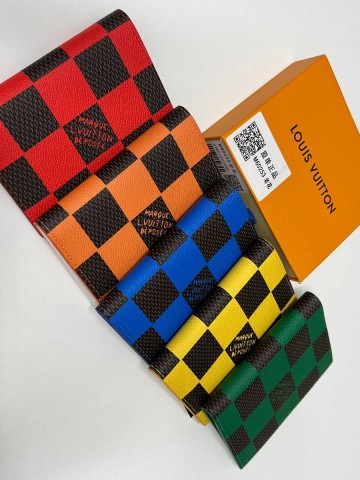 Louis Vuitton обложка на паспорт