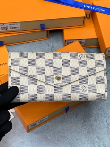 Louis Vuitton кошелек