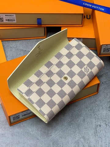 Louis Vuitton кошелек