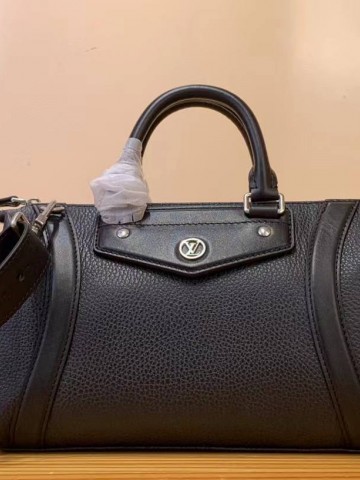 Louis Vuitton Biker PM сумка